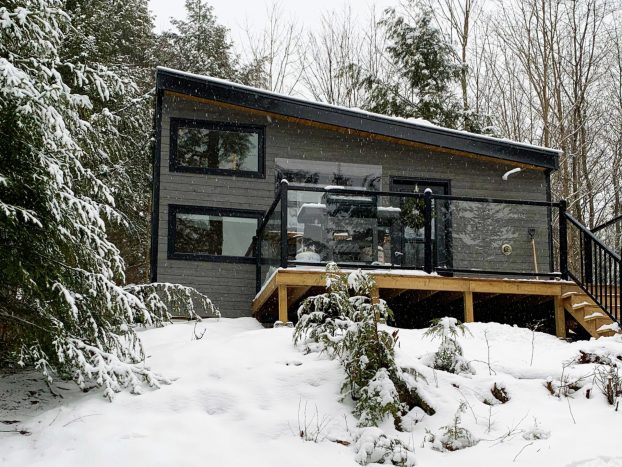 Baylight Cabin