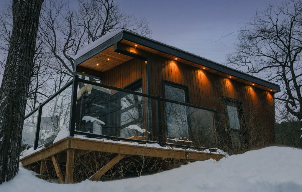 Starling Cabin