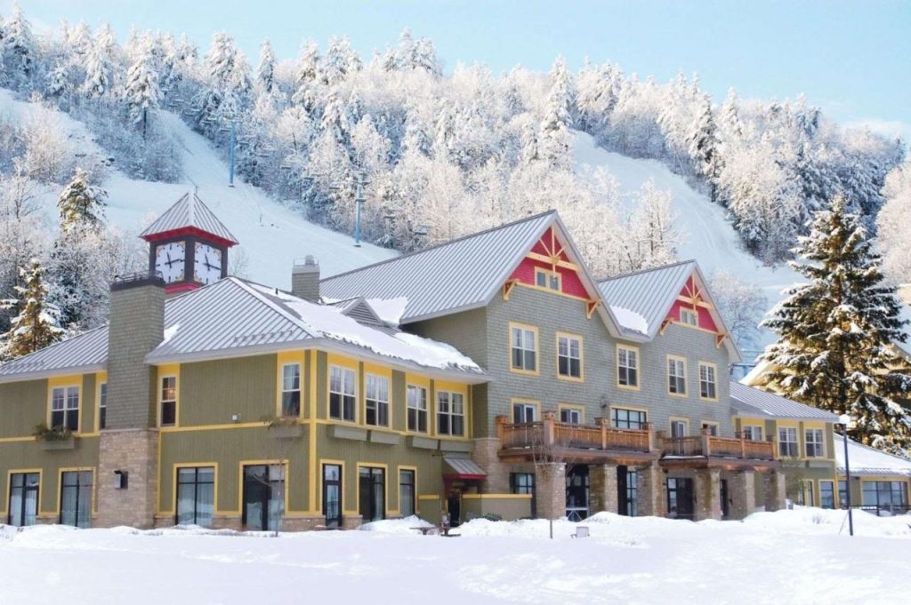 Our Guide to Winter in Calabogie Cabinscape