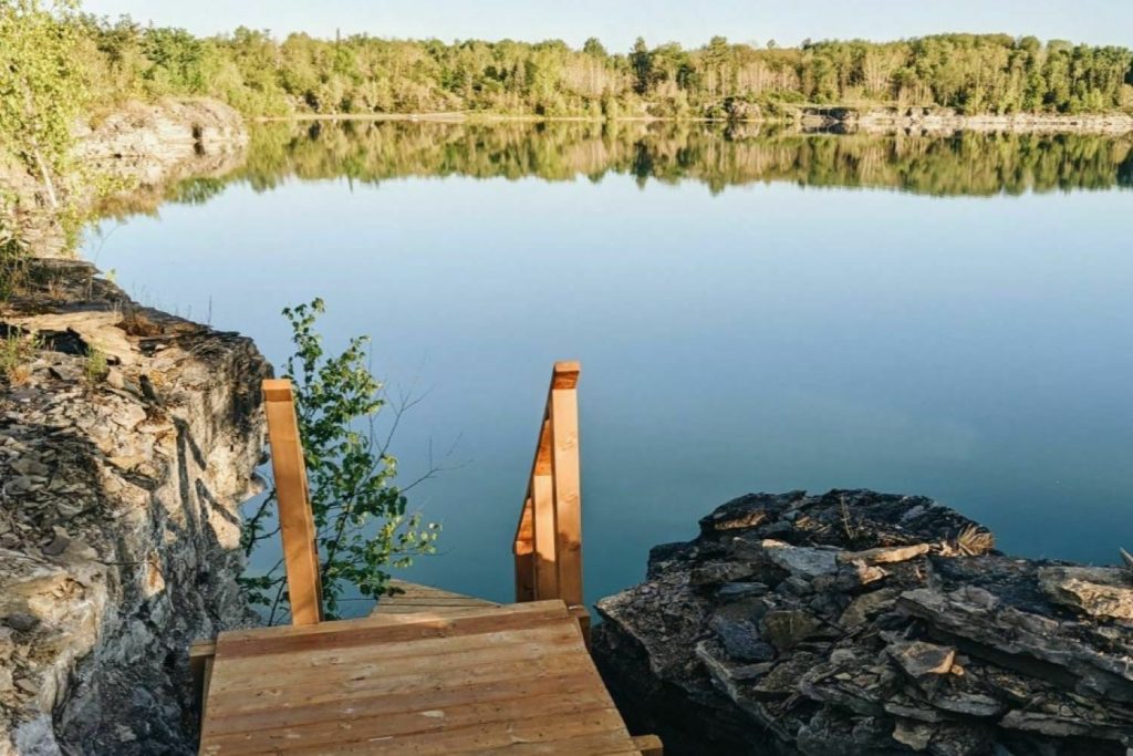 Stonecrop Cabin